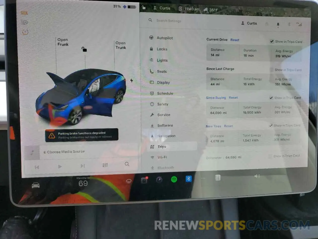 9 Photograph of a damaged car 5YJYGDEE8MF304890 TESLA MODEL Y 2021