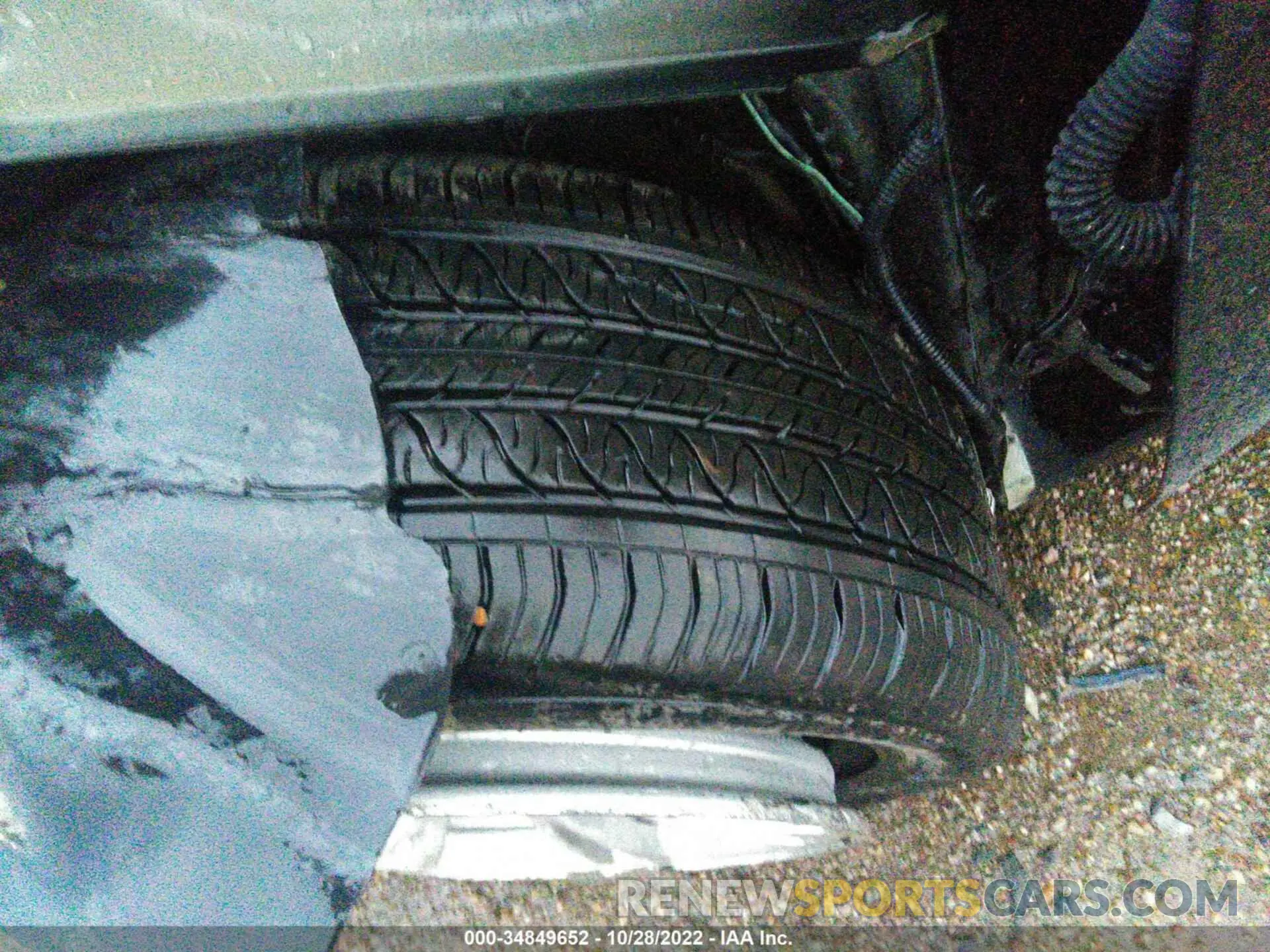 12 Photograph of a damaged car 5YJYGDEE8MF305053 TESLA MODEL Y 2021
