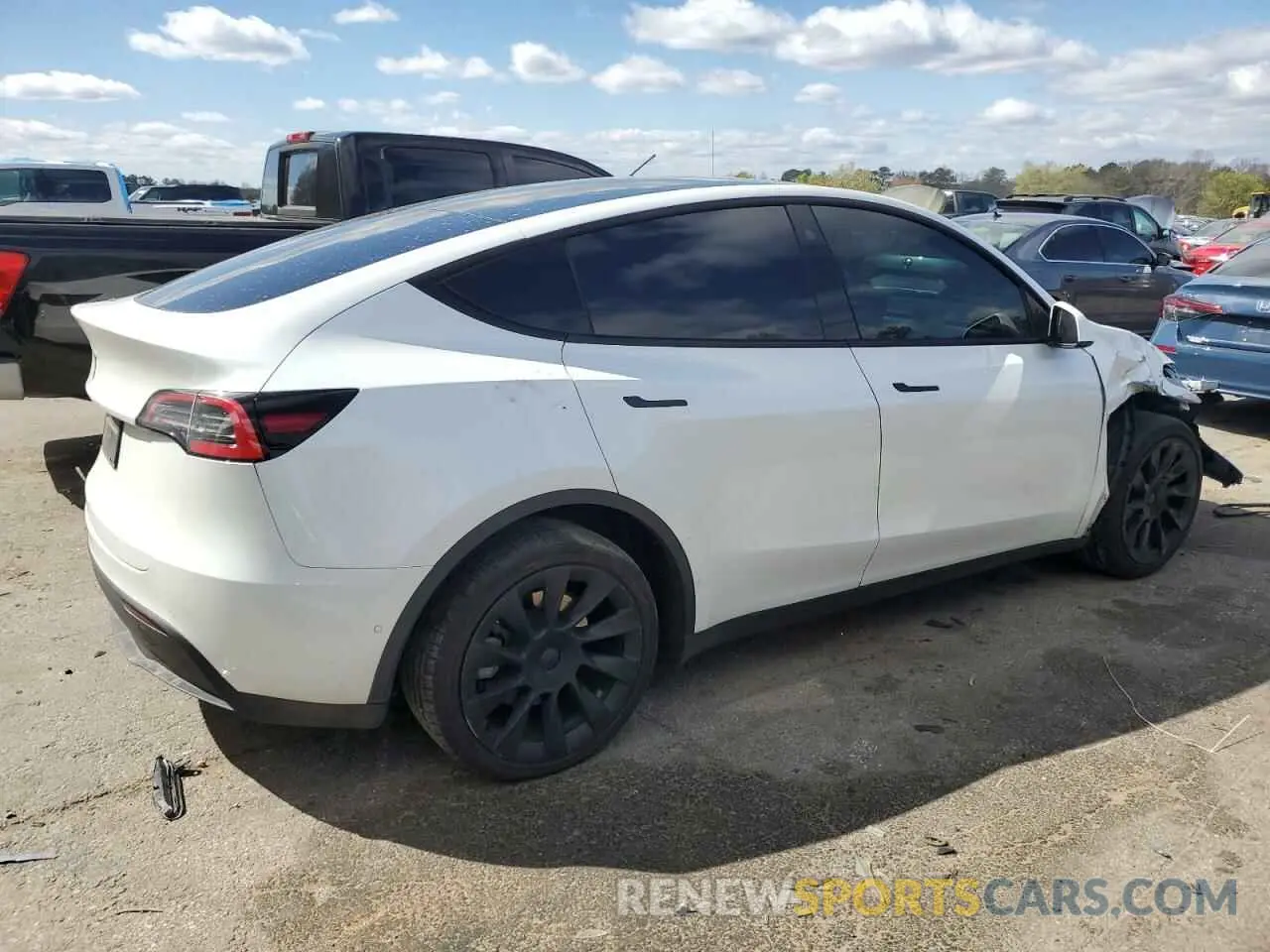 3 Photograph of a damaged car 5YJYGDEE9MF080349 TESLA MODEL Y 2021