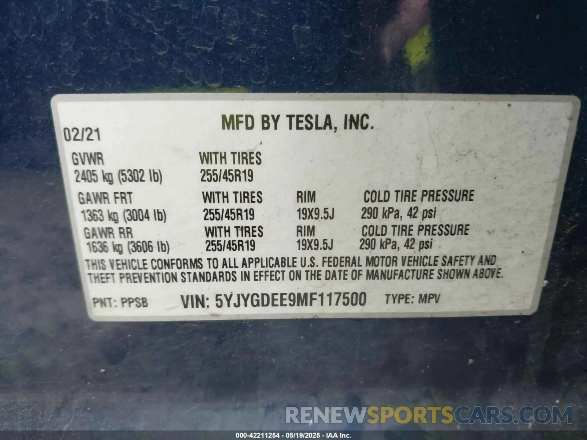9 Photograph of a damaged car 5YJYGDEE9MF117500 TESLA MODEL Y 2021