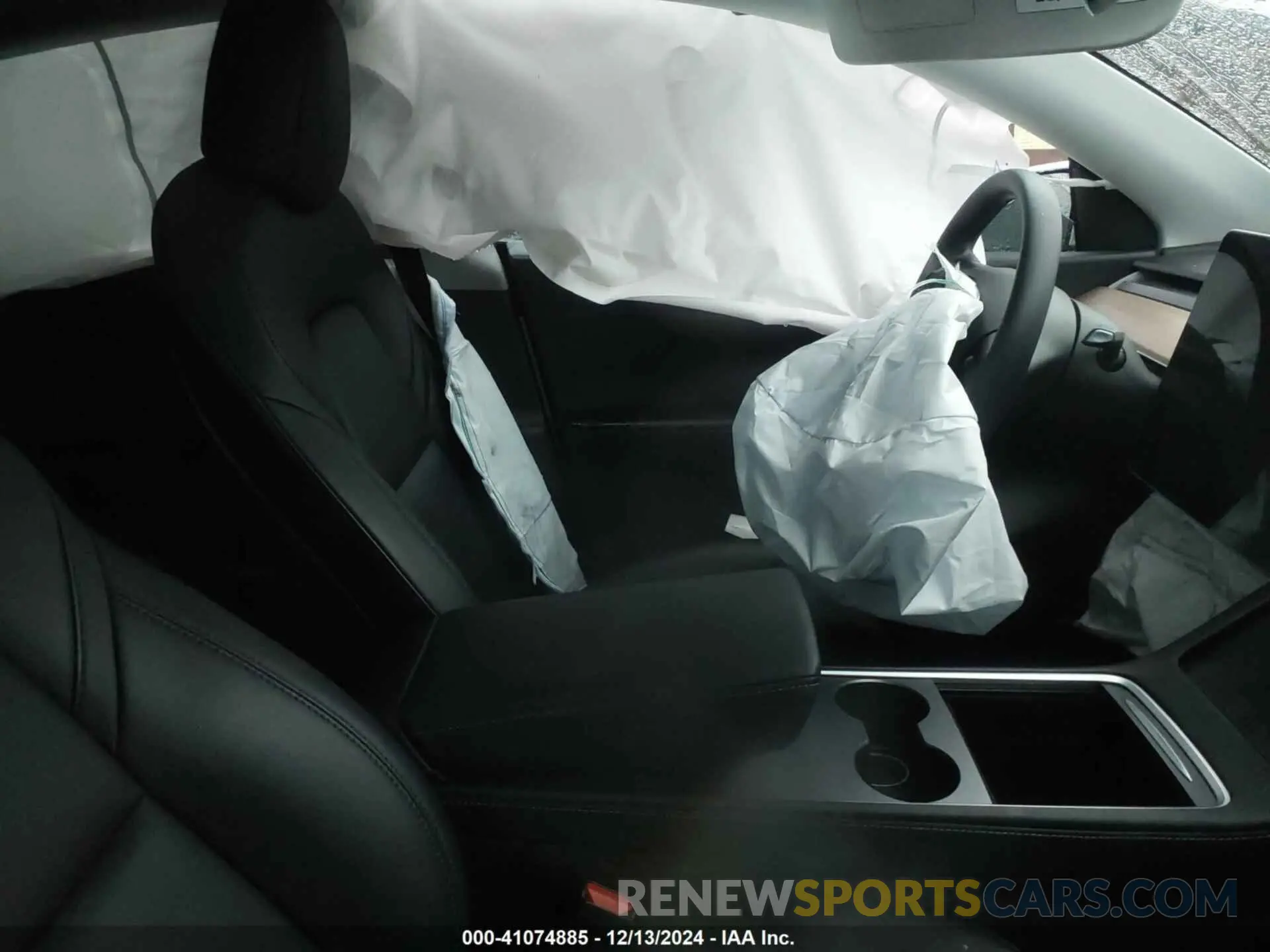 5 Photograph of a damaged car 5YJYGDEE9MF153364 TESLA MODEL Y 2021