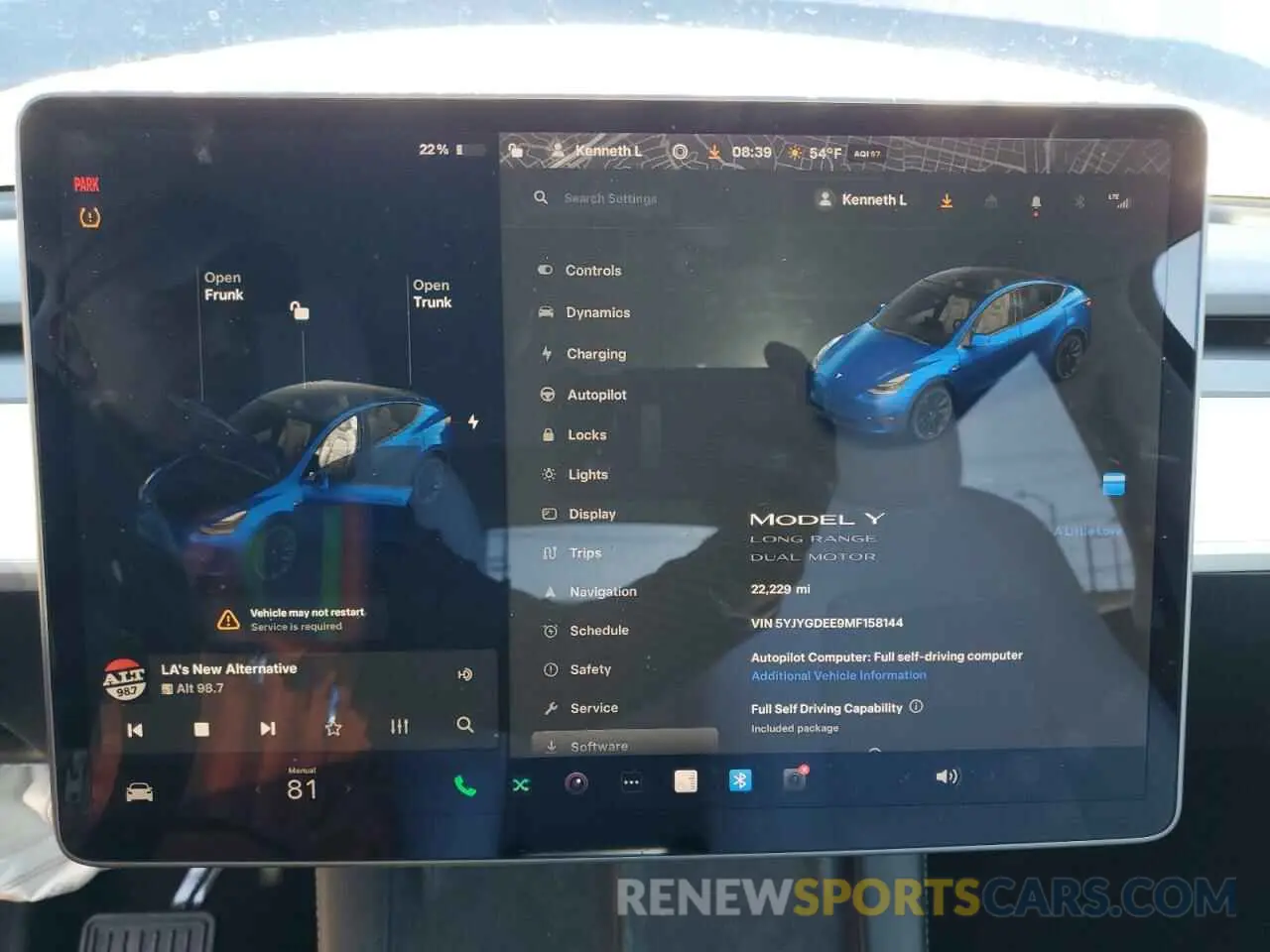 9 Photograph of a damaged car 5YJYGDEE9MF158144 TESLA MODEL Y 2021