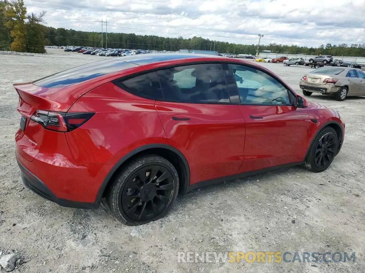 3 Фотография поврежденного автомобиля 5YJYGDEE9MF182492 TESLA MODEL Y 2021