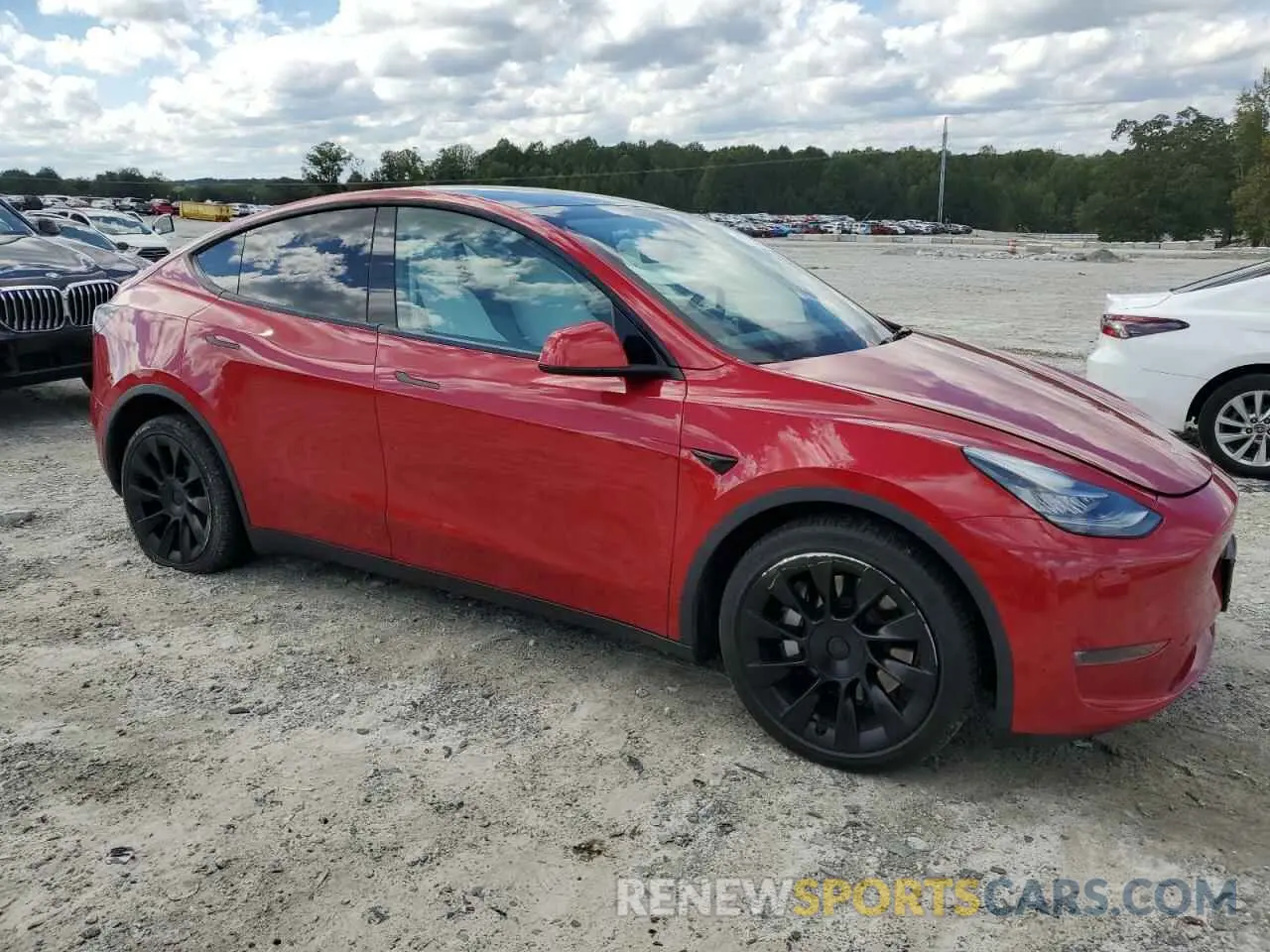 4 Фотография поврежденного автомобиля 5YJYGDEE9MF182492 TESLA MODEL Y 2021