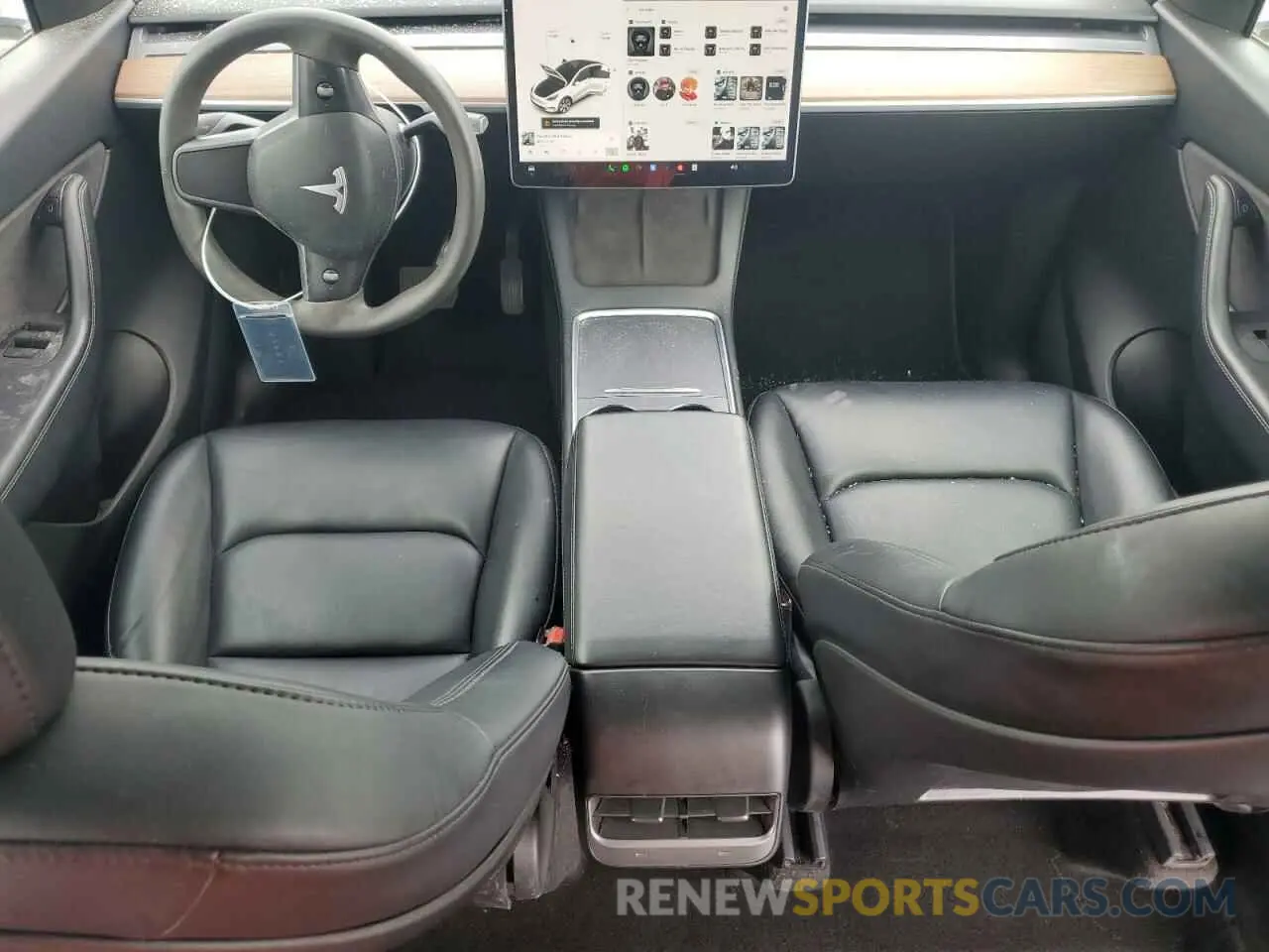 8 Photograph of a damaged car 5YJYGDEE9MF200411 TESLA MODEL Y 2021