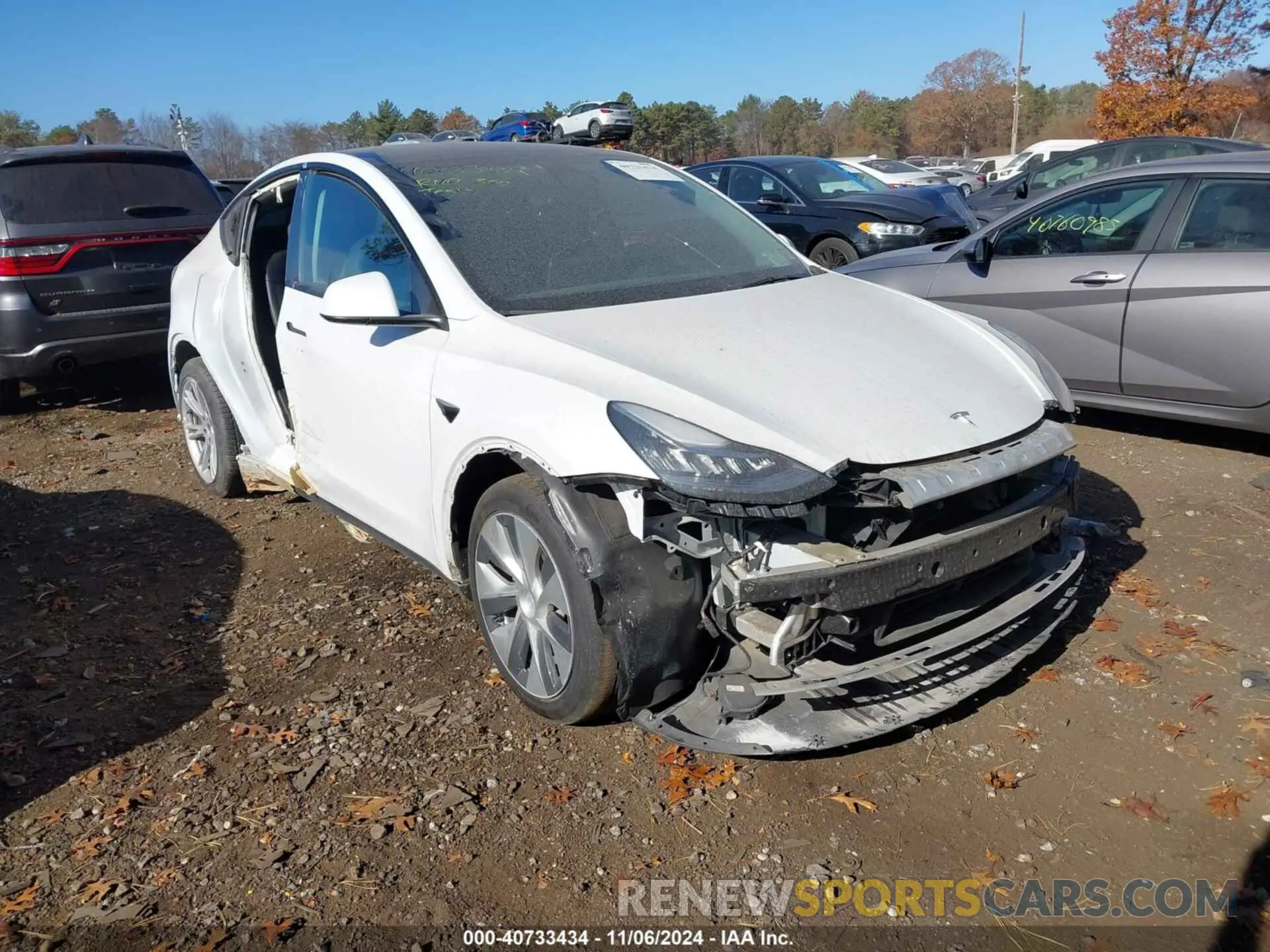 1 Photograph of a damaged car 5YJYGDEE9MF209142 TESLA MODEL Y 2021