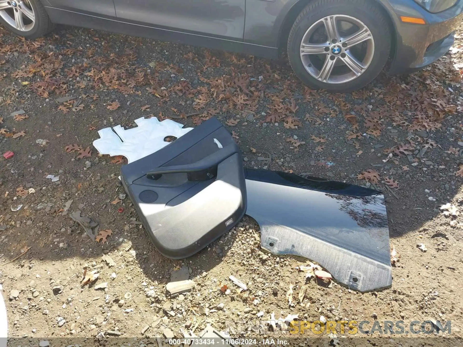 11 Photograph of a damaged car 5YJYGDEE9MF209142 TESLA MODEL Y 2021