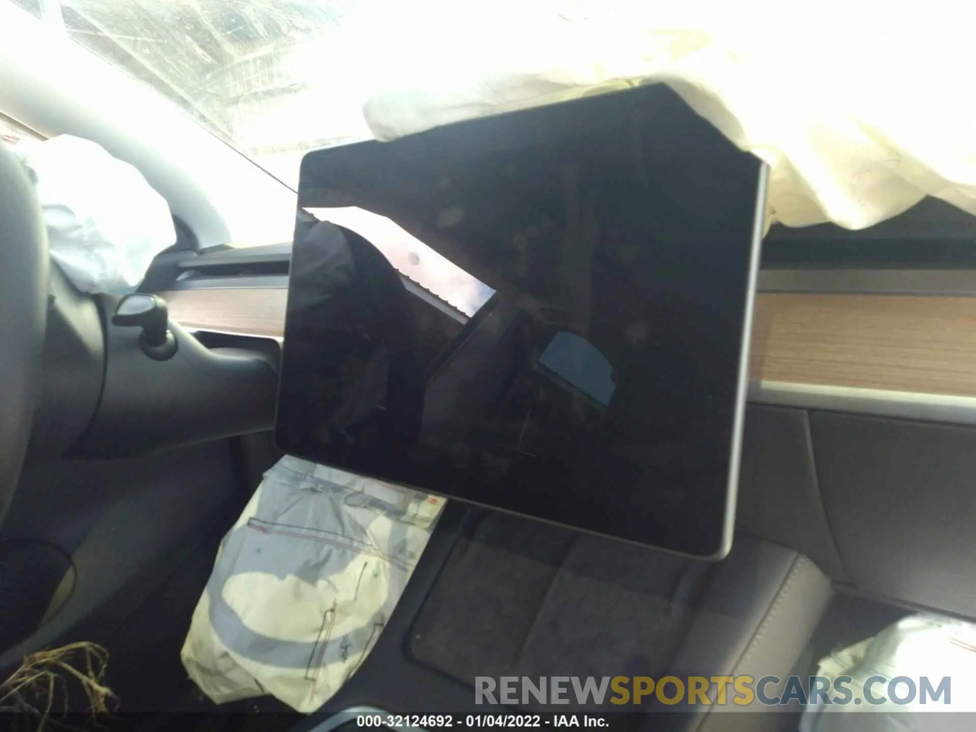 7 Photograph of a damaged car 5YJYGDEE9MF232002 TESLA MODEL Y 2021