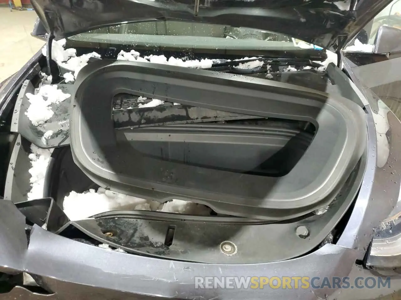 11 Photograph of a damaged car 5YJYGDEE9MF233795 TESLA MODEL Y 2021