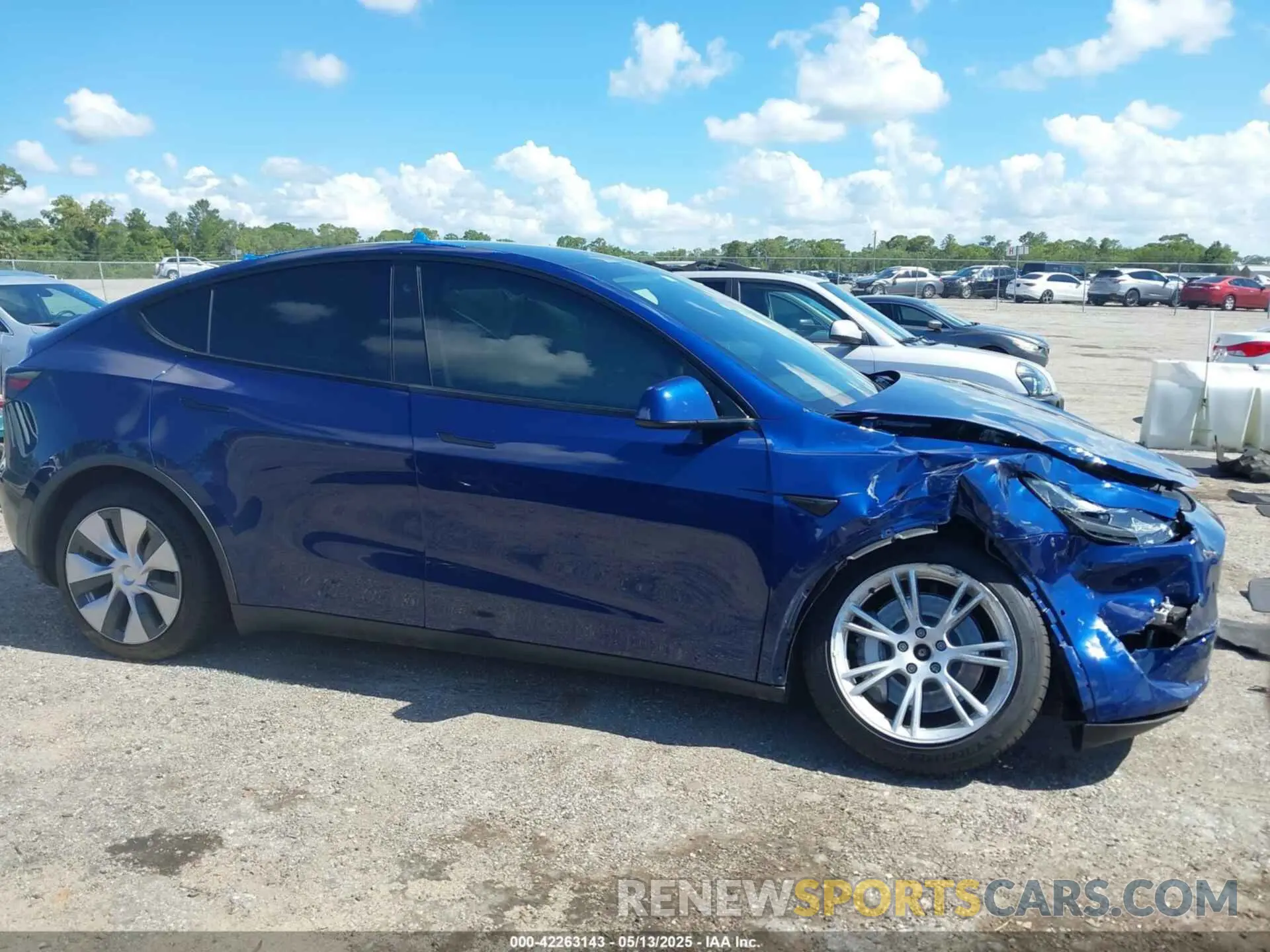 12 Photograph of a damaged car 5YJYGDEEXMF068663 TESLA MODEL Y 2021