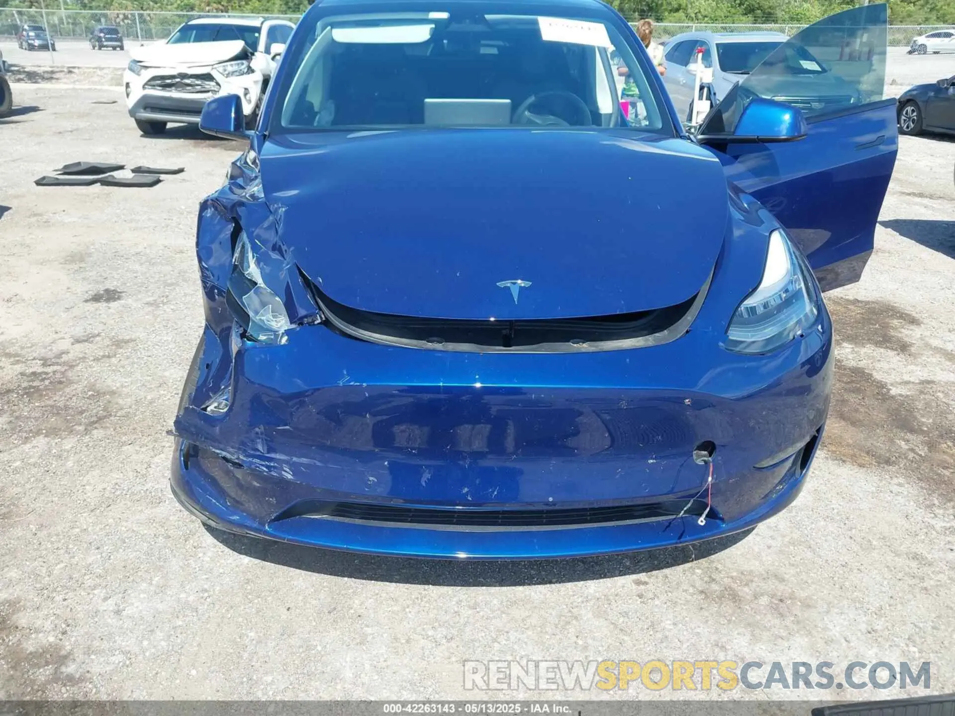 6 Photograph of a damaged car 5YJYGDEEXMF068663 TESLA MODEL Y 2021