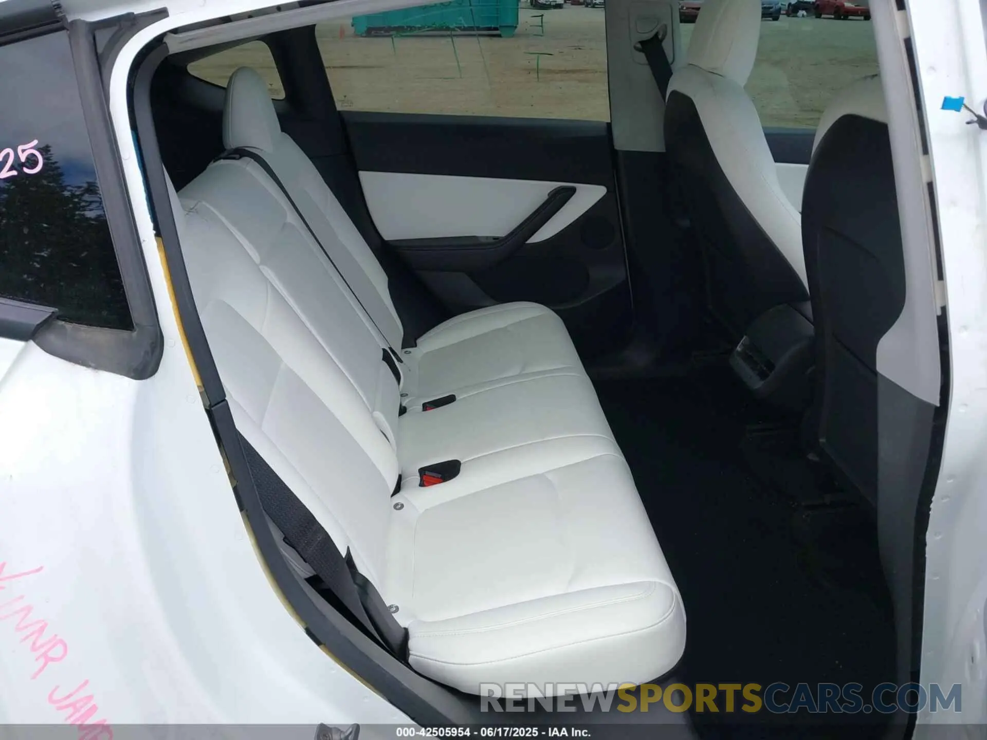 8 Фотография поврежденного автомобиля 5YJYGDEEXMF071692 TESLA MODEL Y 2021