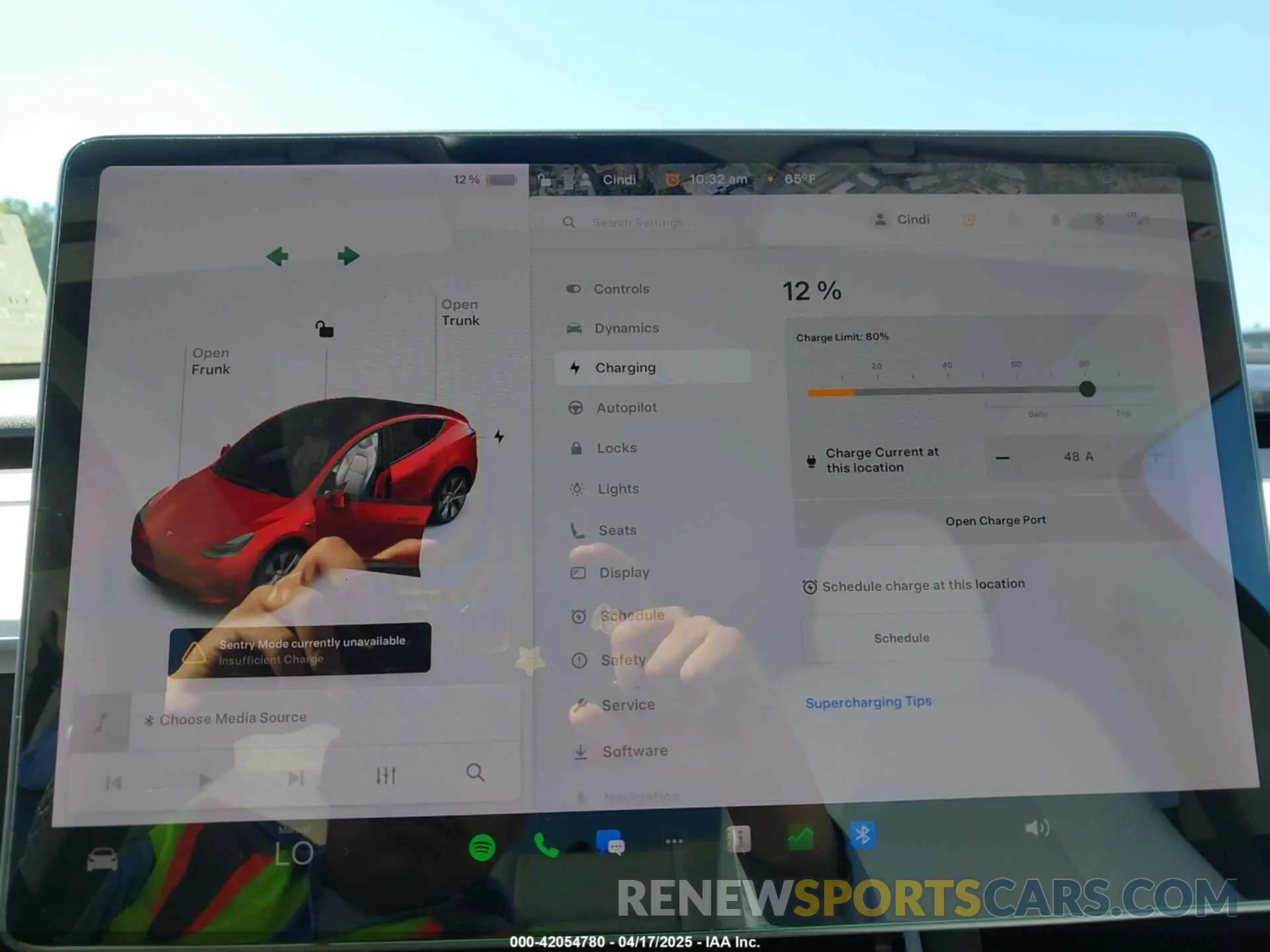 16 Photograph of a damaged car 5YJYGDEEXMF078884 TESLA MODEL Y 2021