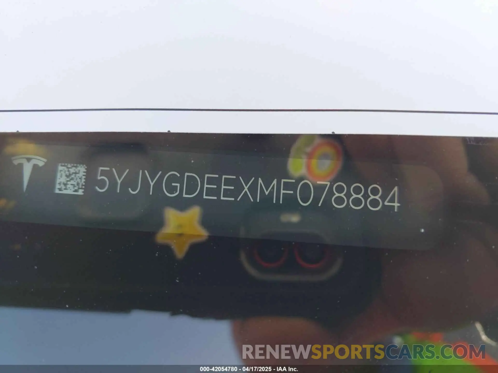 9 Photograph of a damaged car 5YJYGDEEXMF078884 TESLA MODEL Y 2021