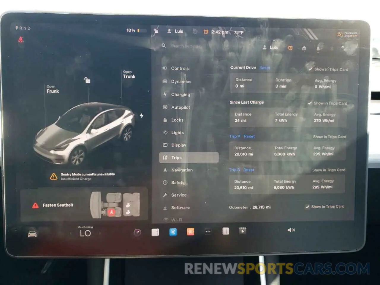 9 Photograph of a damaged car 5YJYGDEEXMF098472 TESLA MODEL Y 2021