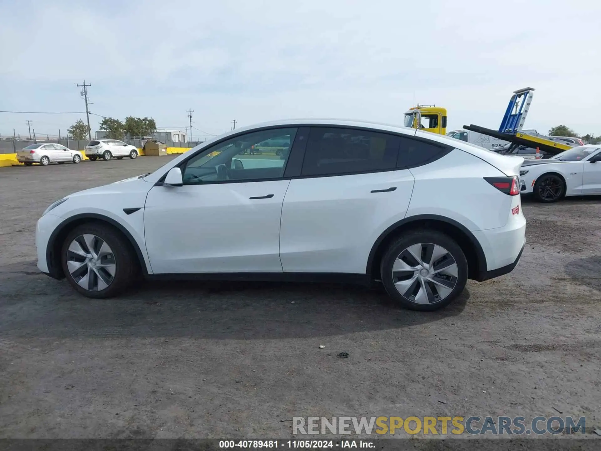 14 Photograph of a damaged car 5YJYGDEEXMF100687 TESLA MODEL Y 2021