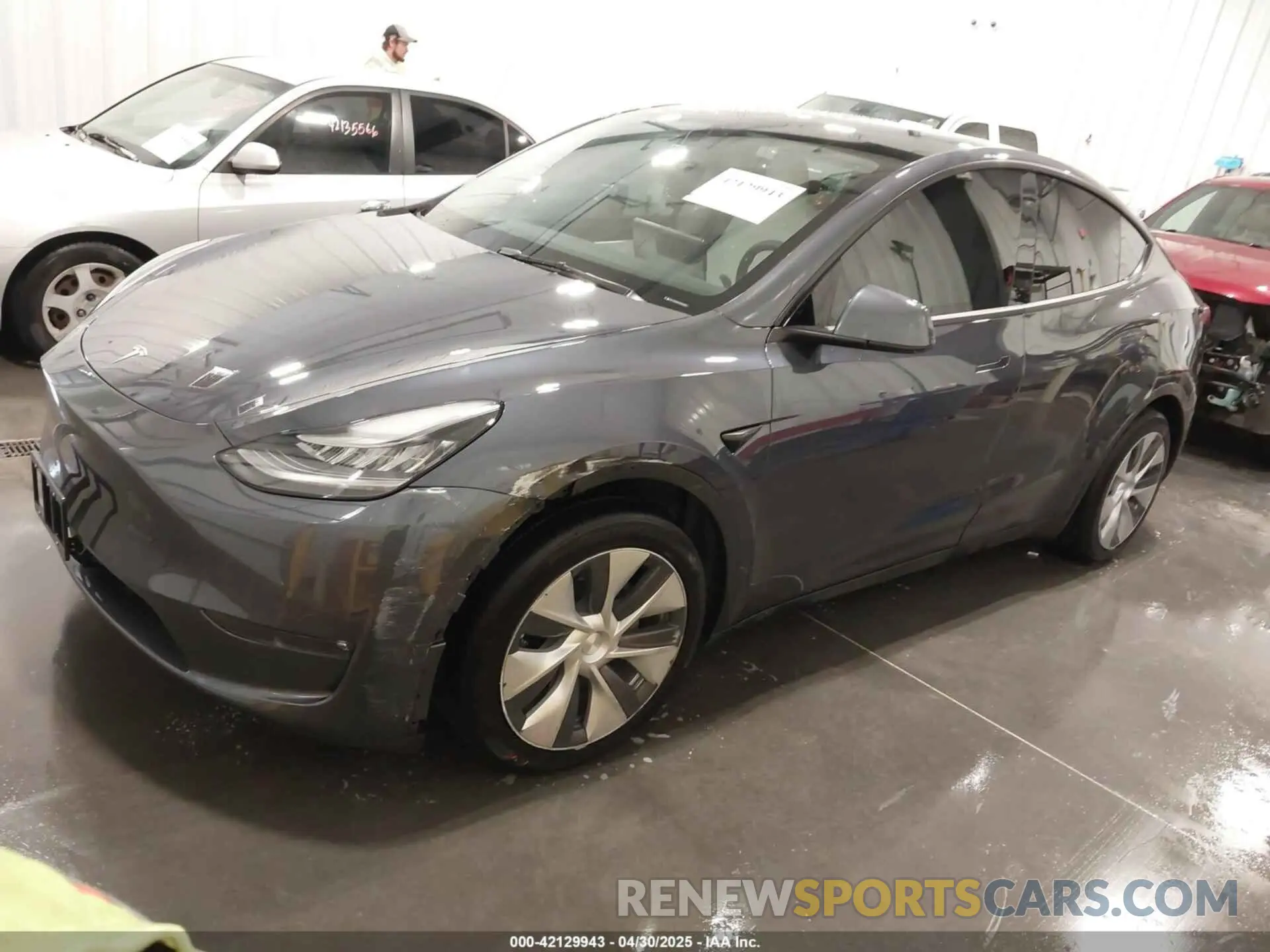 2 Photograph of a damaged car 5YJYGDEEXMF152093 TESLA MODEL Y 2021