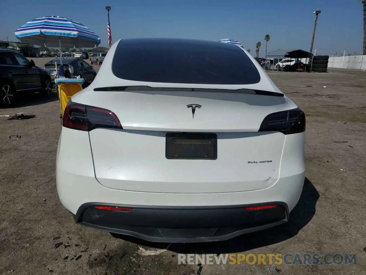 6 Photograph of a damaged car 5YJYGDEEXMF158864 TESLA MODEL Y 2021