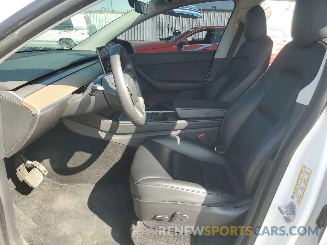 7 Photograph of a damaged car 5YJYGDEEXMF158864 TESLA MODEL Y 2021