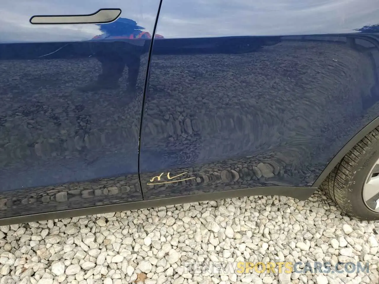 13 Photograph of a damaged car 5YJYGDEEXMF196711 TESLA MODEL Y 2021