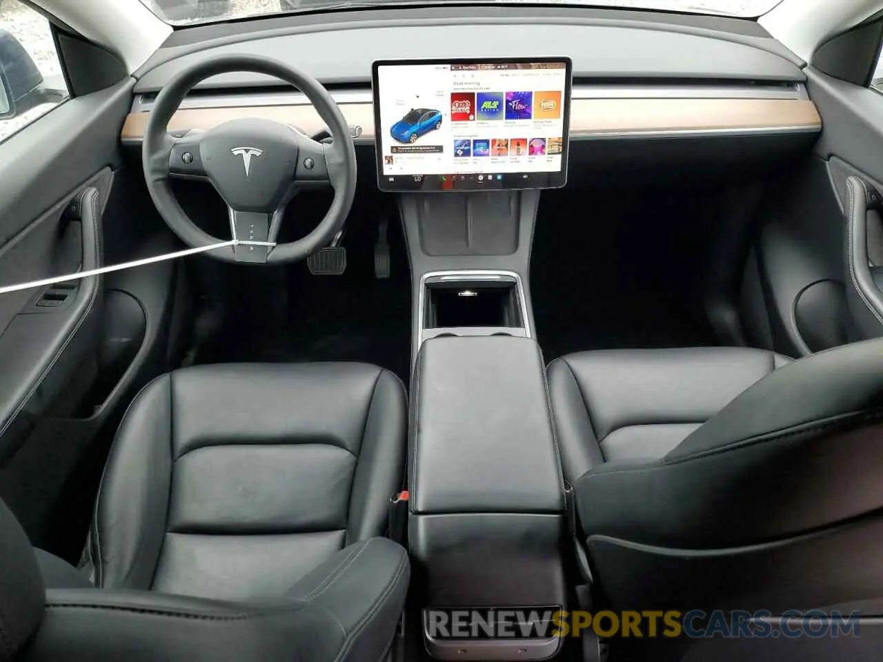 8 Photograph of a damaged car 5YJYGDEEXMF196711 TESLA MODEL Y 2021