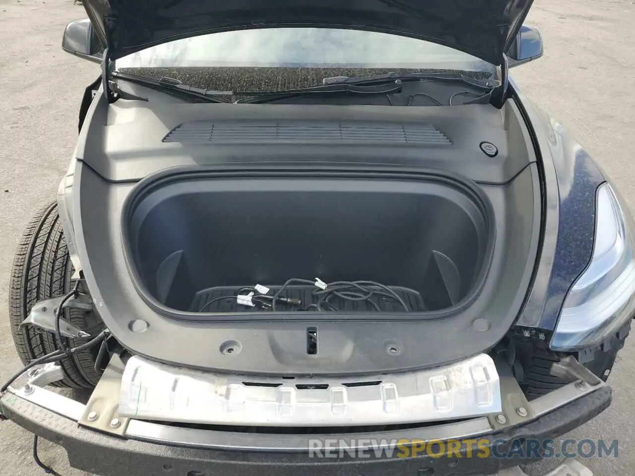 11 Photograph of a damaged car 5YJYGDEEXMF259547 TESLA MODEL Y 2021