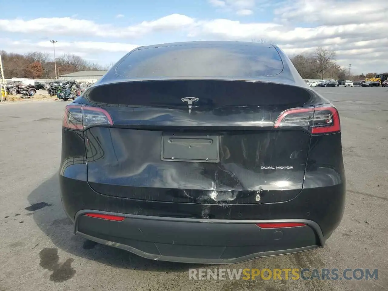 6 Photograph of a damaged car 5YJYGDEEXMF259547 TESLA MODEL Y 2021