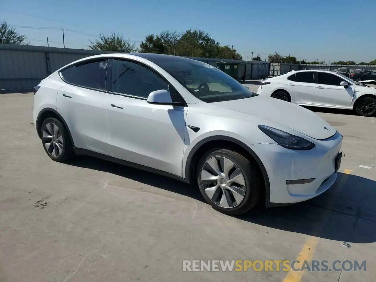4 Фотография поврежденного автомобиля 5YJYGDEEXMF265333 TESLA MODEL Y 2021