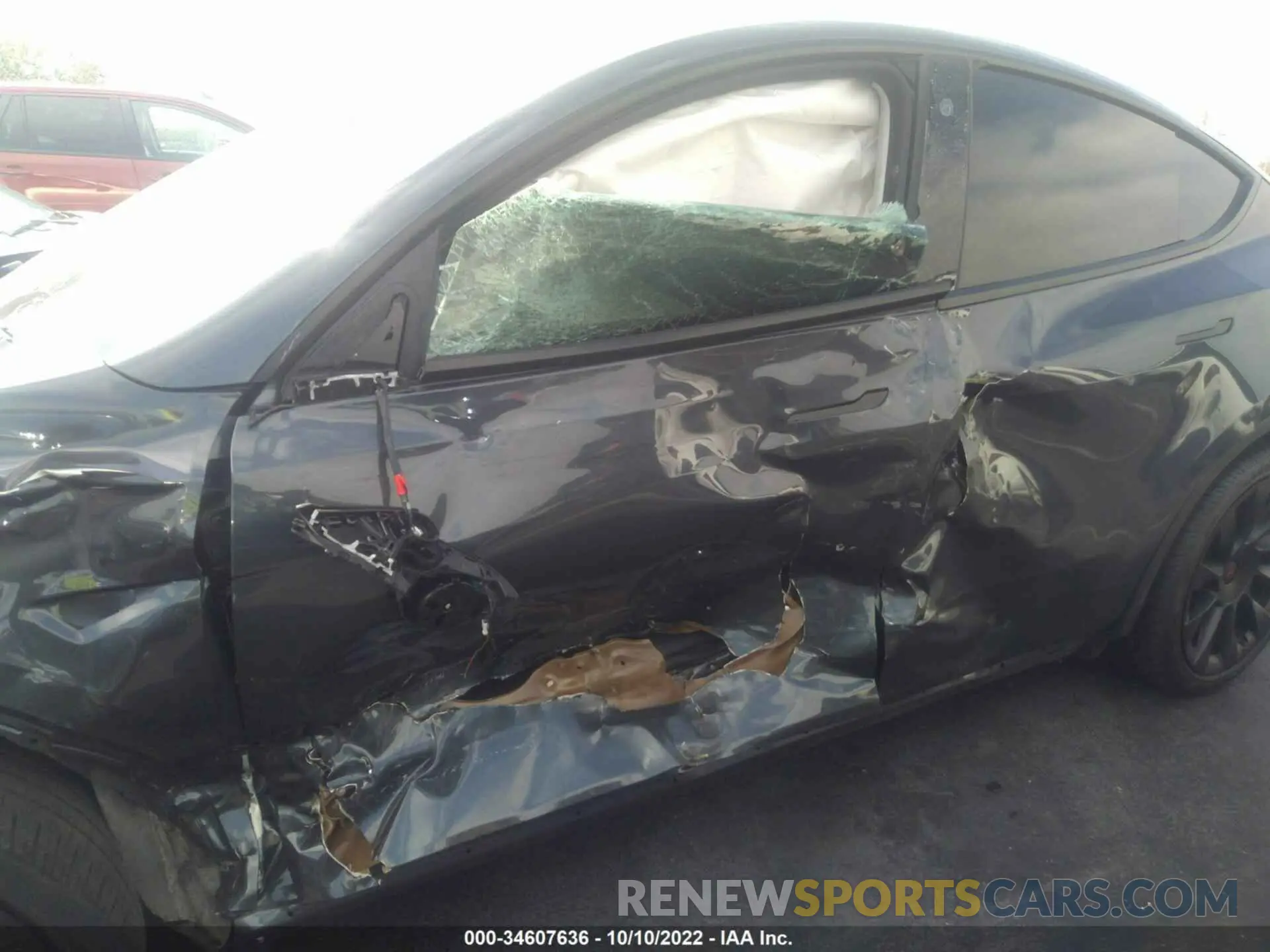 6 Photograph of a damaged car 5YJYGDEEXMF269558 TESLA MODEL Y 2021