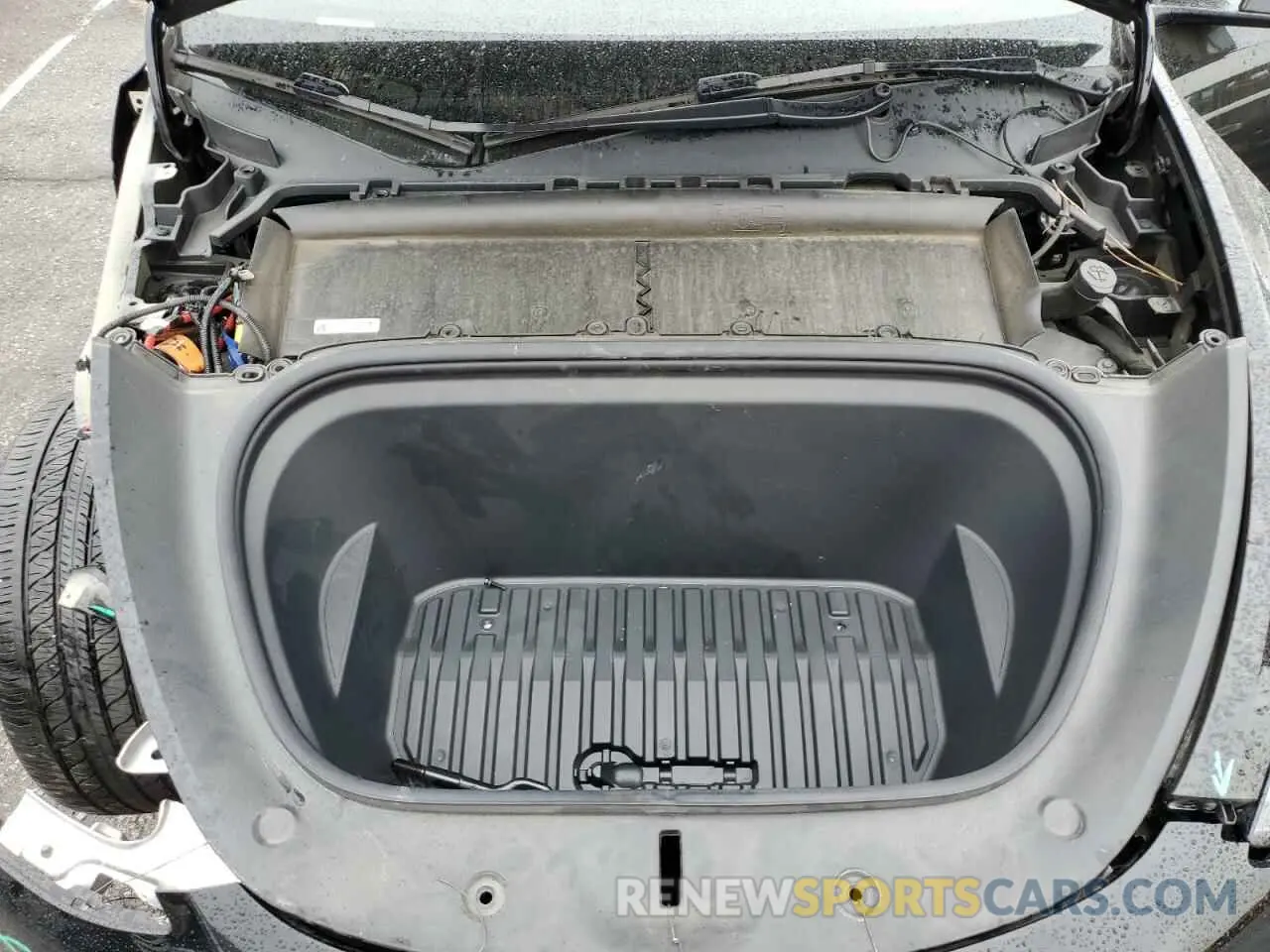 12 Photograph of a damaged car 5YJYGDEEXMF294556 TESLA MODEL Y 2021