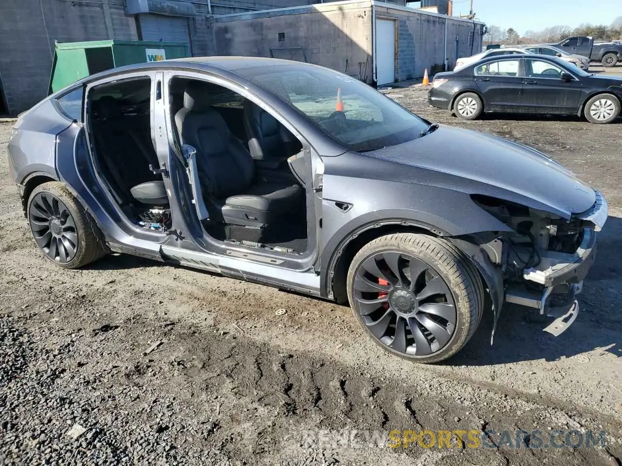 4 Фотография поврежденного автомобиля 5YJYGDEF0MF256732 TESLA MODEL Y 2021