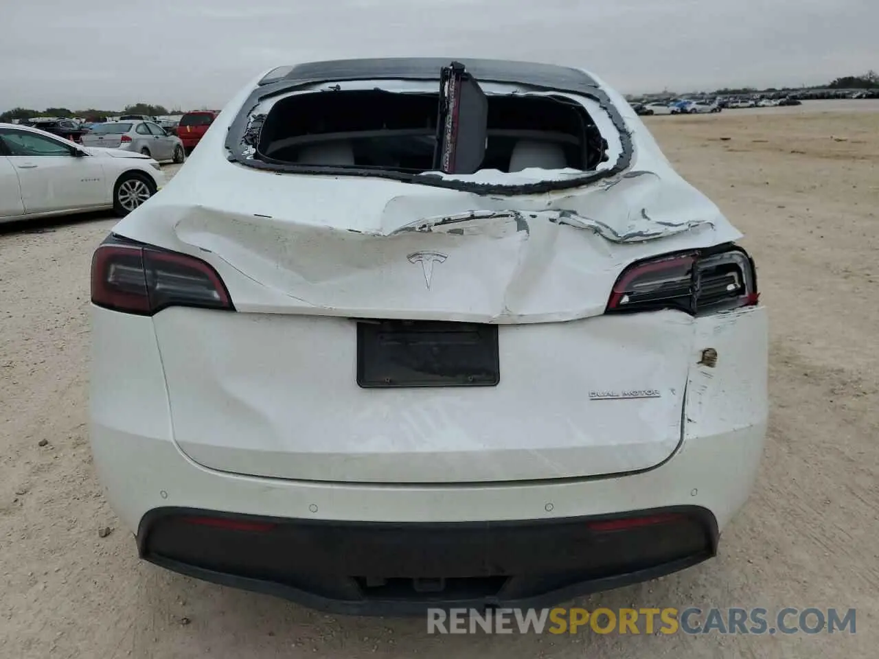 6 Фотография поврежденного автомобиля 5YJYGDEF0MF267326 TESLA MODEL Y 2021