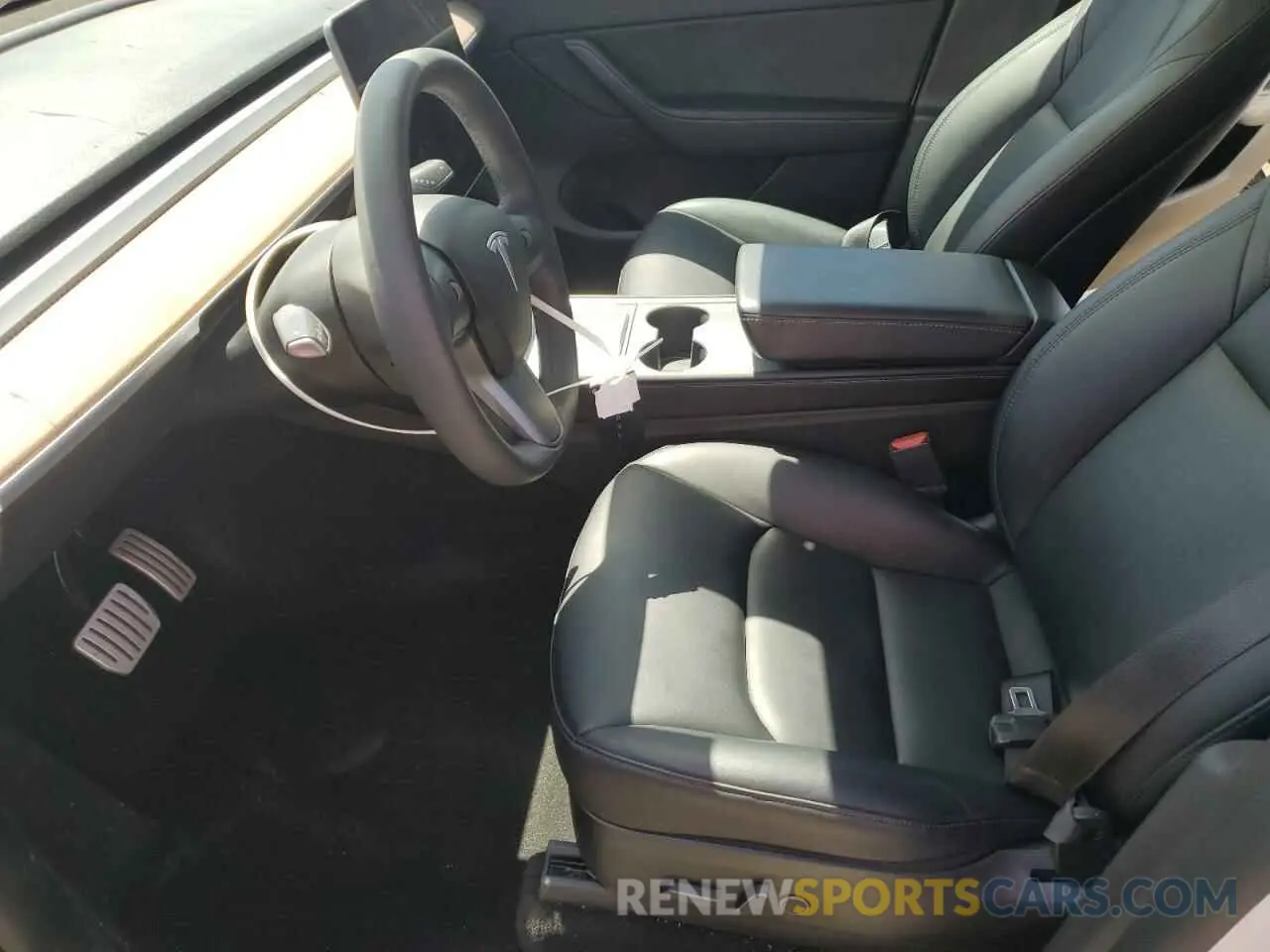 7 Photograph of a damaged car 5YJYGDEF0MF277709 TESLA MODEL Y 2021