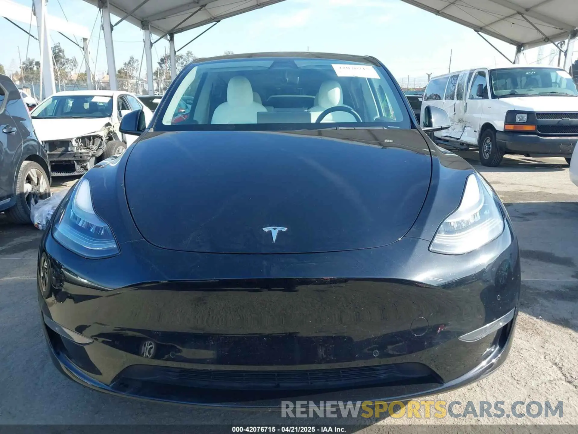 12 Photograph of a damaged car 5YJYGDEF1MF092889 TESLA MODEL Y 2021