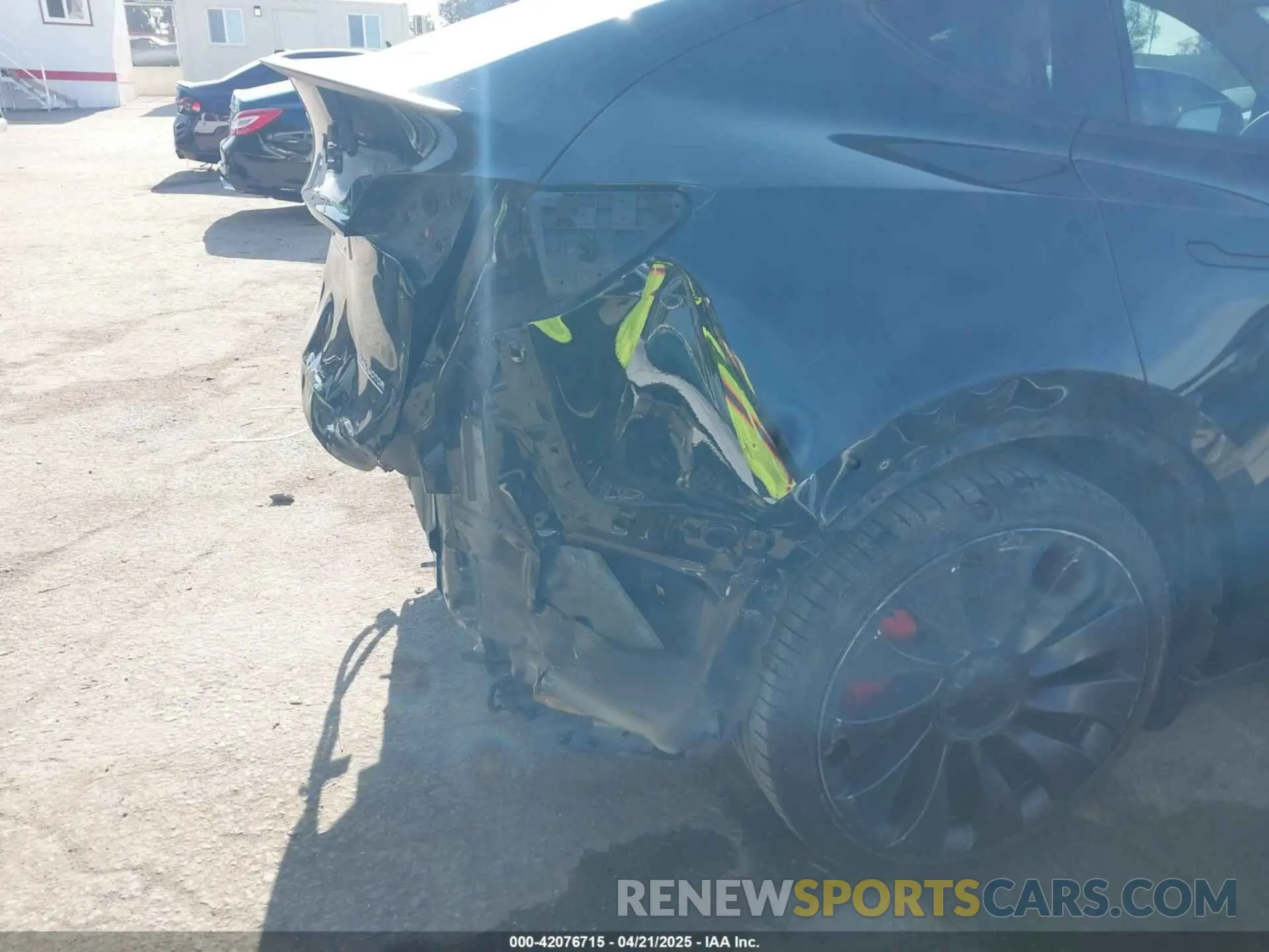 20 Photograph of a damaged car 5YJYGDEF1MF092889 TESLA MODEL Y 2021