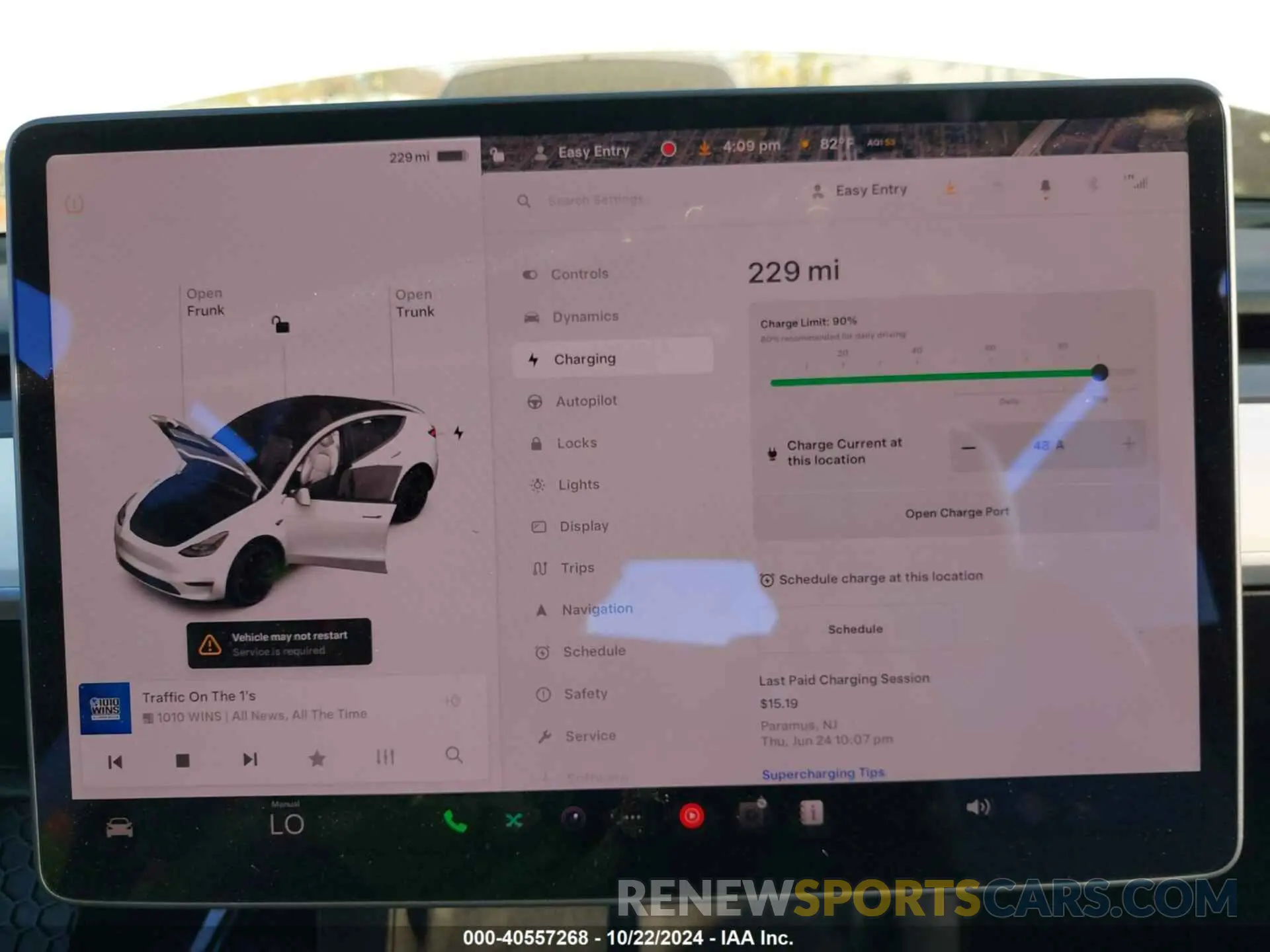 17 Photograph of a damaged car 5YJYGDEF1MF209421 TESLA MODEL Y 2021