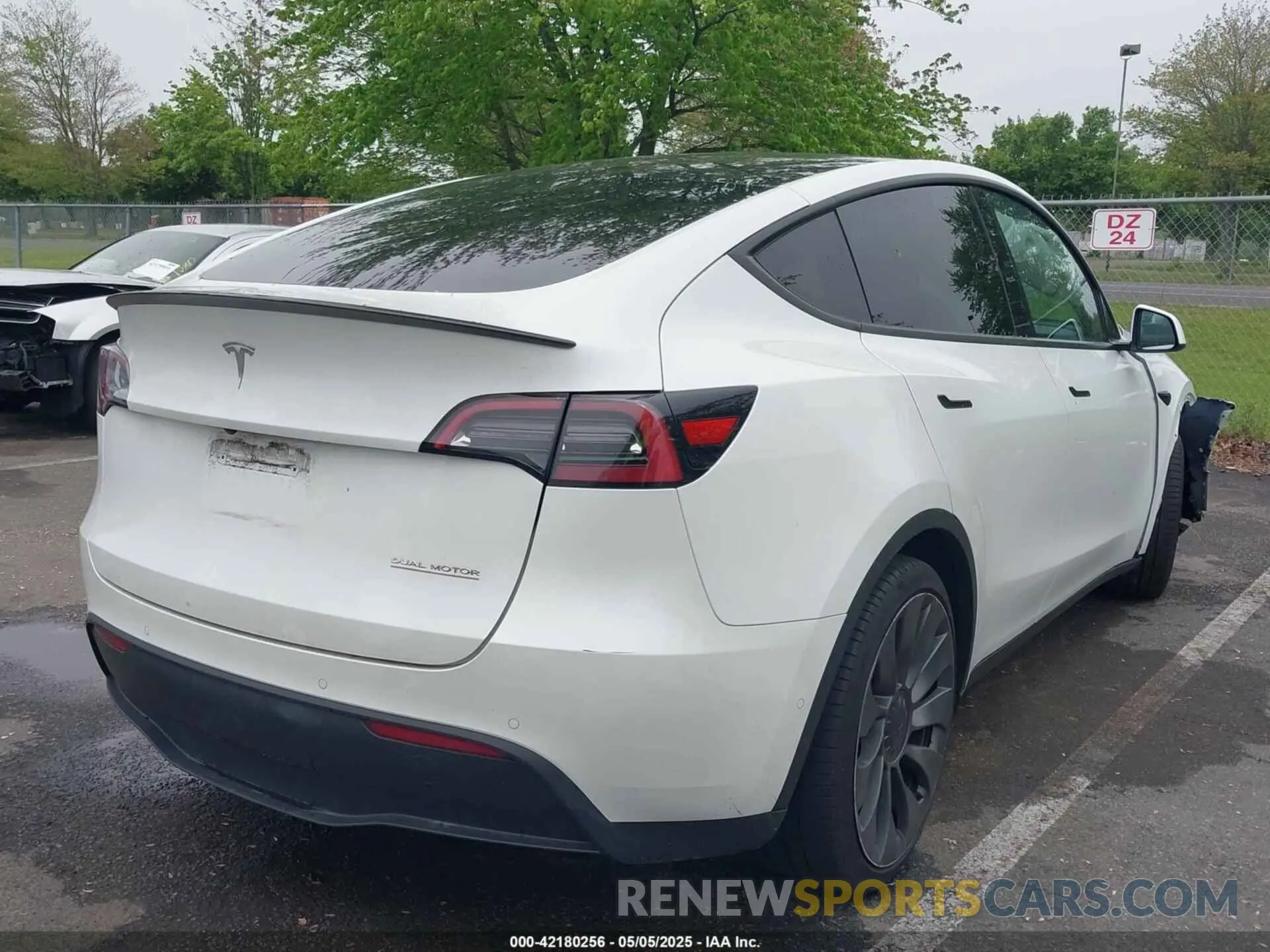 4 Фотография поврежденного автомобиля 5YJYGDEF1MF251359 TESLA MODEL Y 2021