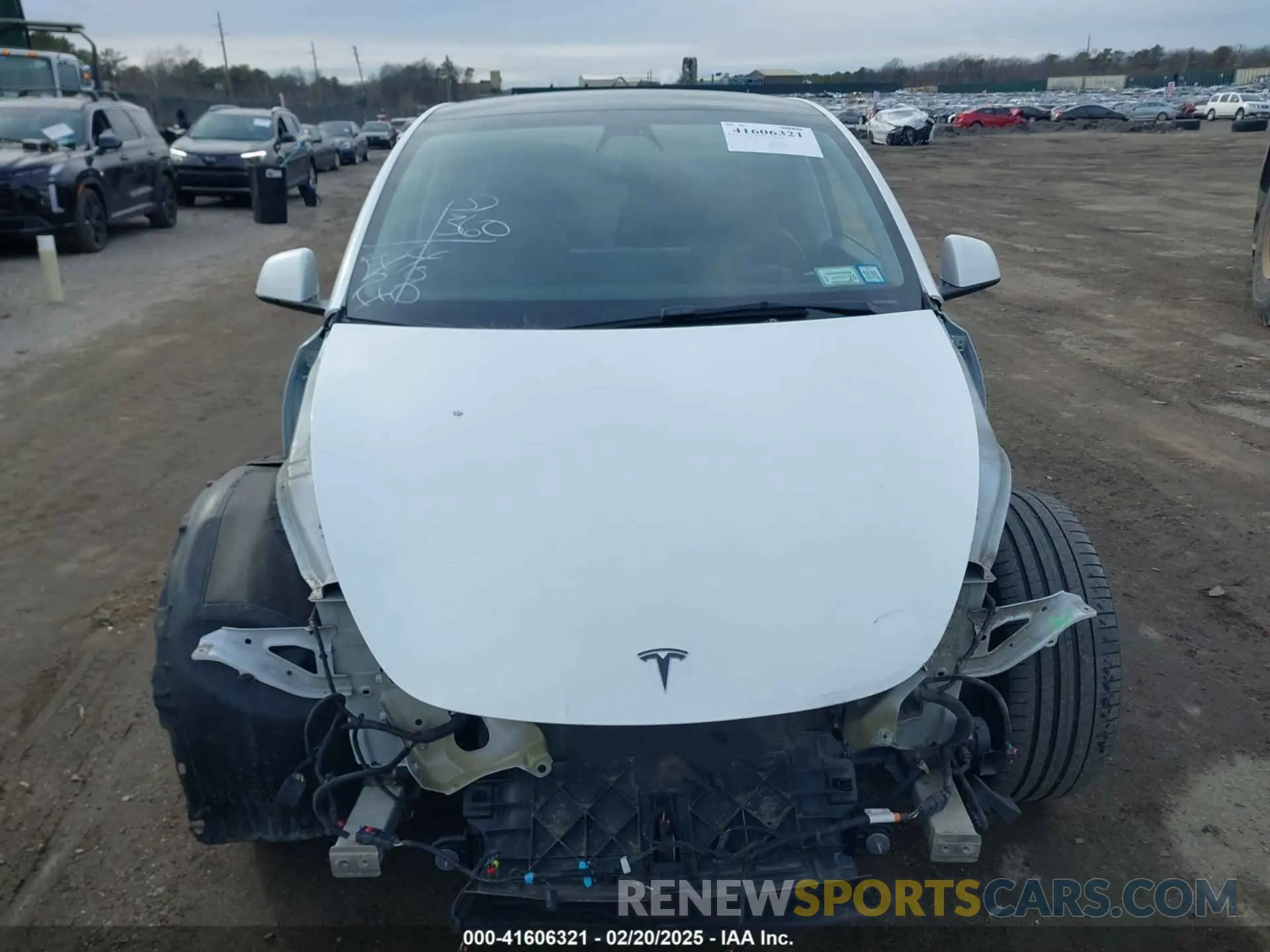 12 Photograph of a damaged car 5YJYGDEF1MF262930 TESLA MODEL Y 2021