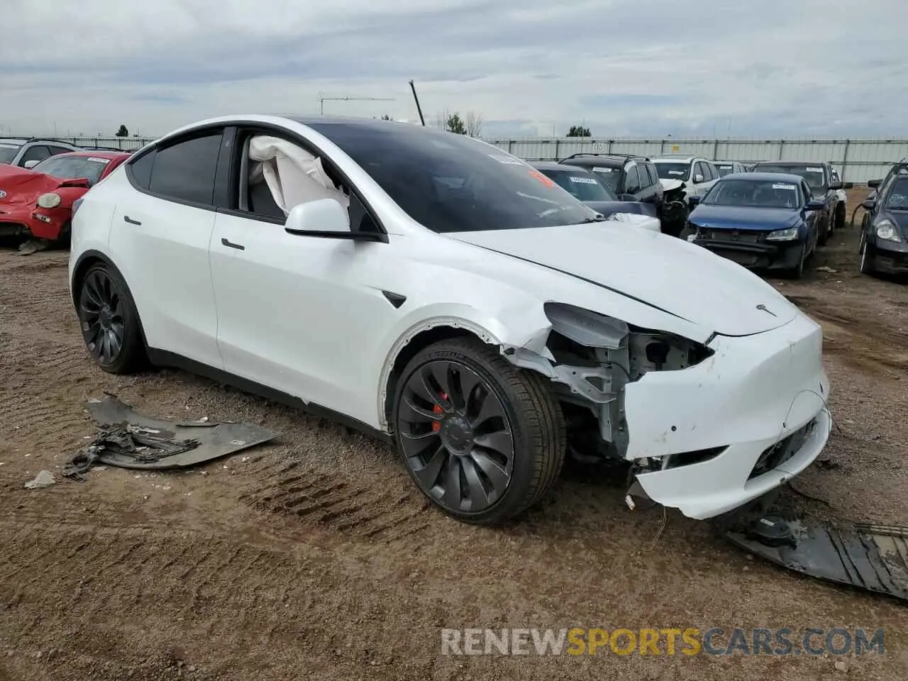 4 Фотография поврежденного автомобиля 5YJYGDEF1MF266895 TESLA MODEL Y 2021