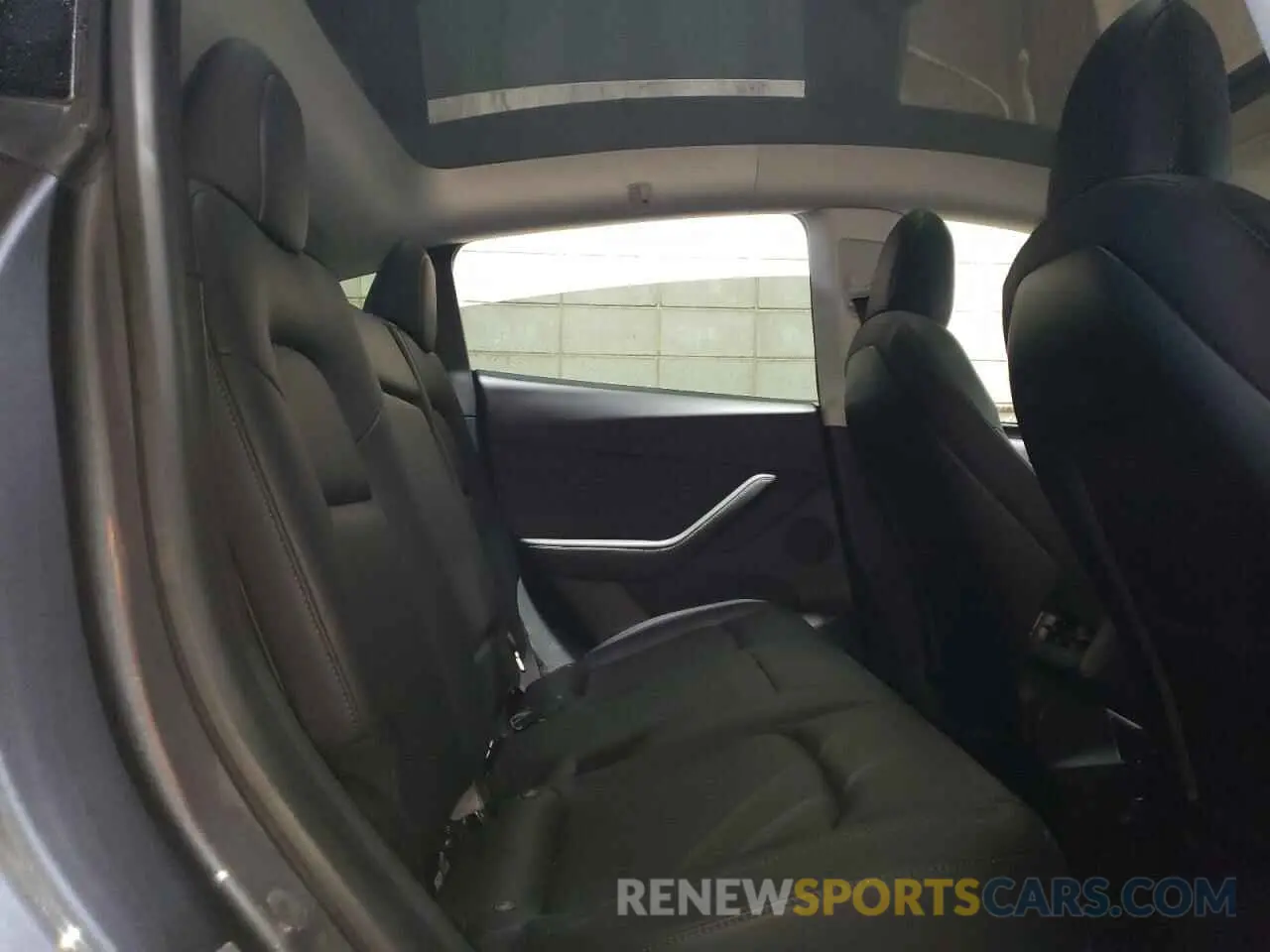 11 Photograph of a damaged car 5YJYGDEF2MF134700 TESLA MODEL Y 2021