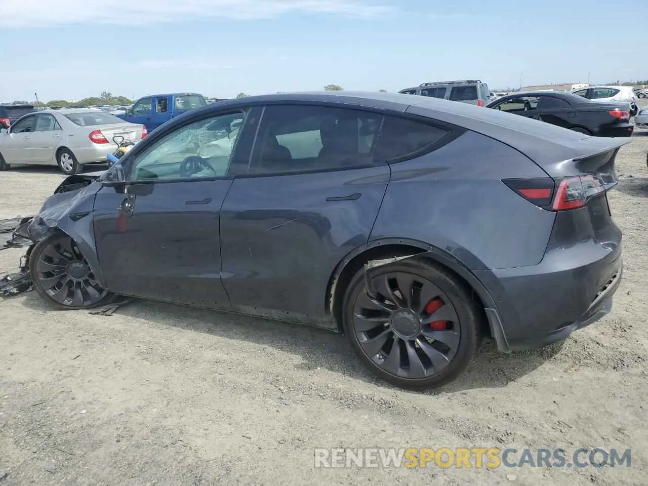 2 Photograph of a damaged car 5YJYGDEF2MF262273 TESLA MODEL Y 2021