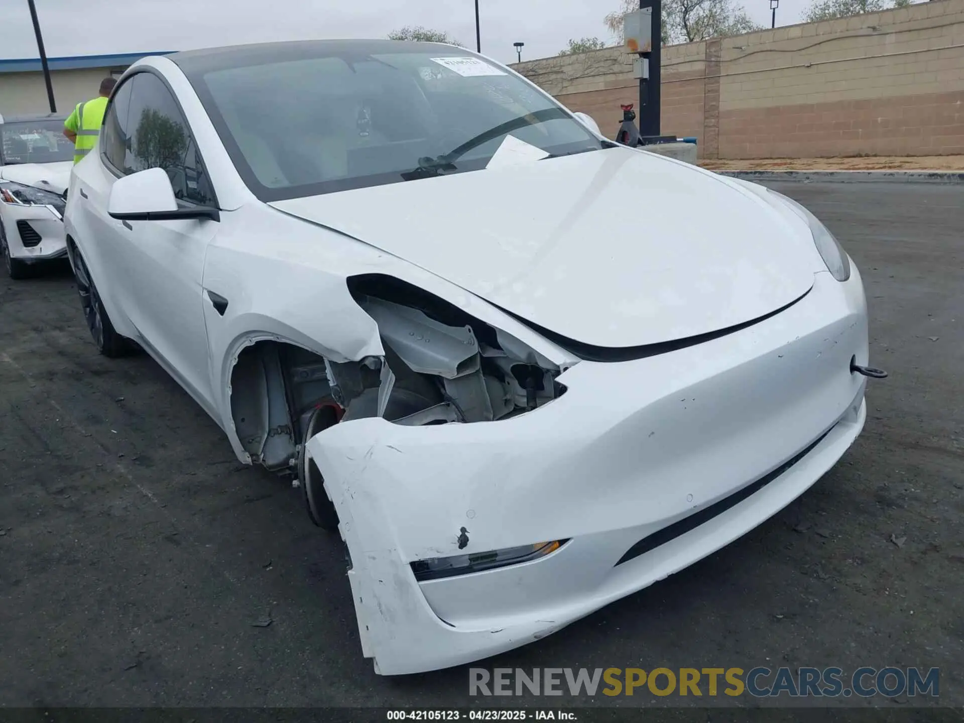1 Фотография поврежденного автомобиля 5YJYGDEF2MF269773 TESLA MODEL Y 2021
