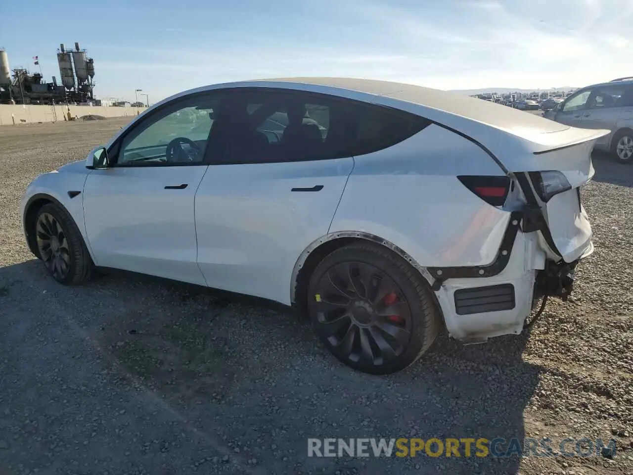 2 Photograph of a damaged car 5YJYGDEF3MF262301 TESLA MODEL Y 2021