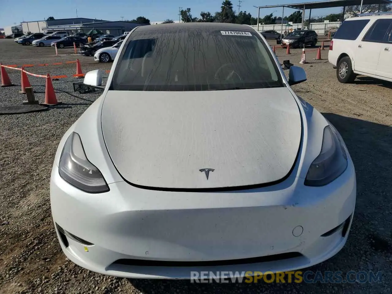 5 Photograph of a damaged car 5YJYGDEF3MF262301 TESLA MODEL Y 2021