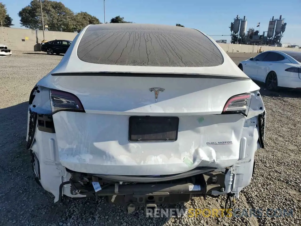 6 Photograph of a damaged car 5YJYGDEF3MF262301 TESLA MODEL Y 2021