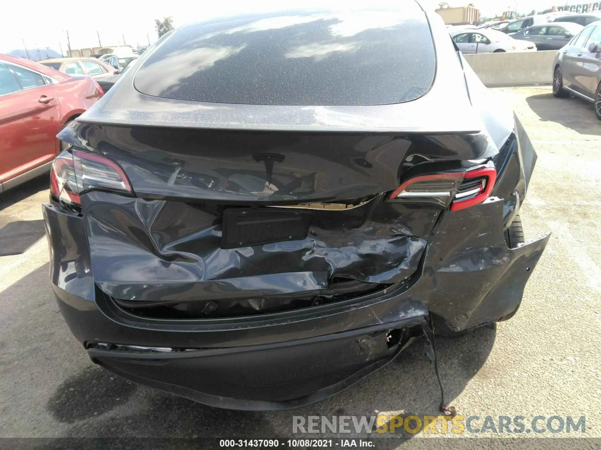 6 Photograph of a damaged car 5YJYGDEF4MF096600 TESLA MODEL Y 2021