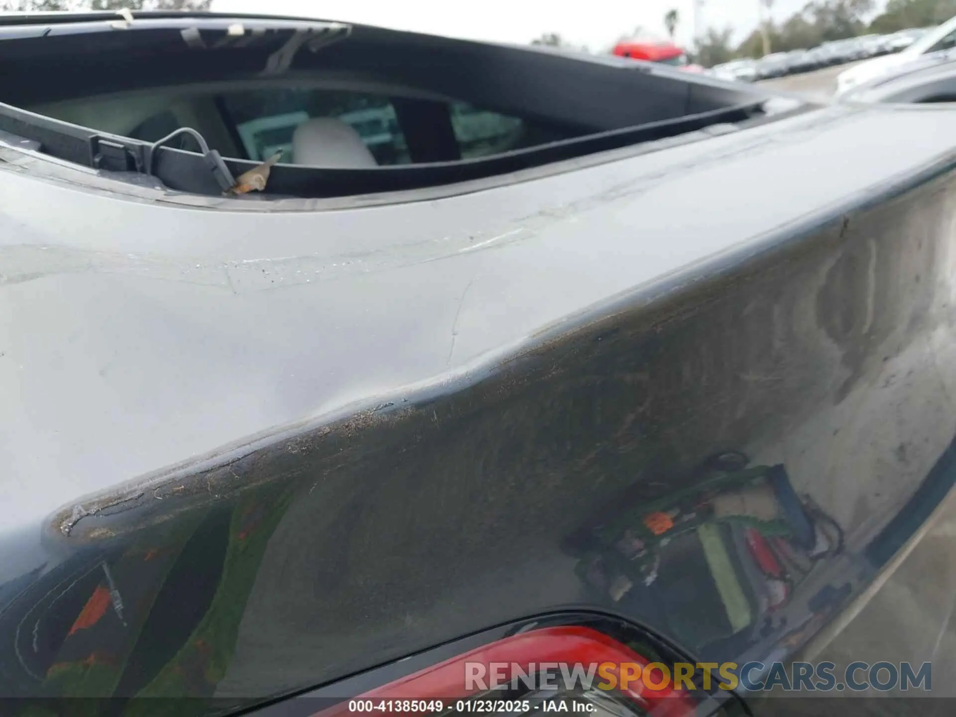 20 Photograph of a damaged car 5YJYGDEF4MF121690 TESLA MODEL Y 2021