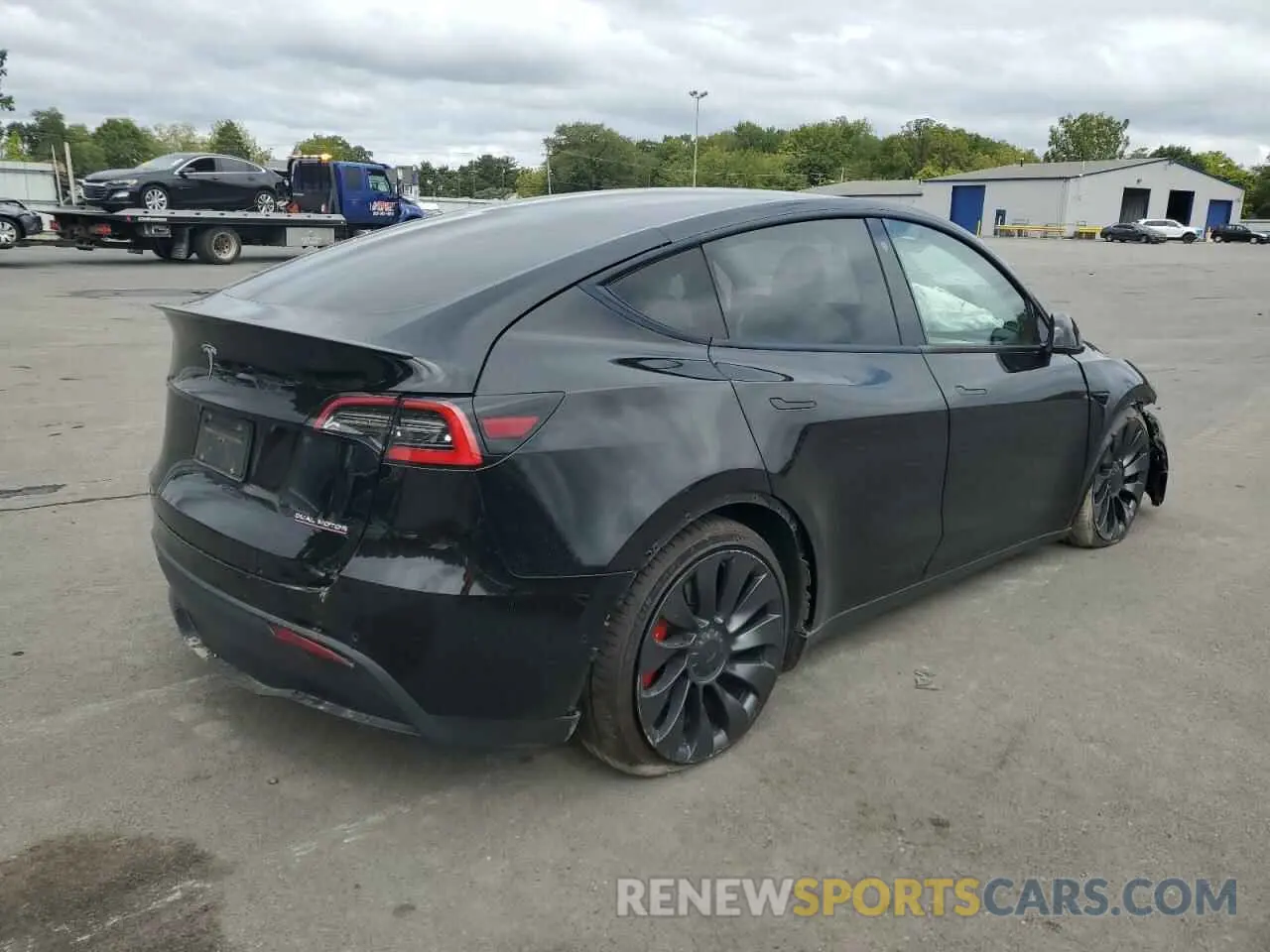 3 Photograph of a damaged car 5YJYGDEF4MF139588 TESLA MODEL Y 2021