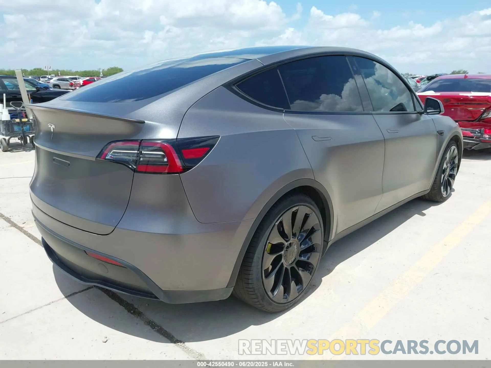 4 Фотография поврежденного автомобиля 5YJYGDEF4MF189438 TESLA MODEL Y 2021