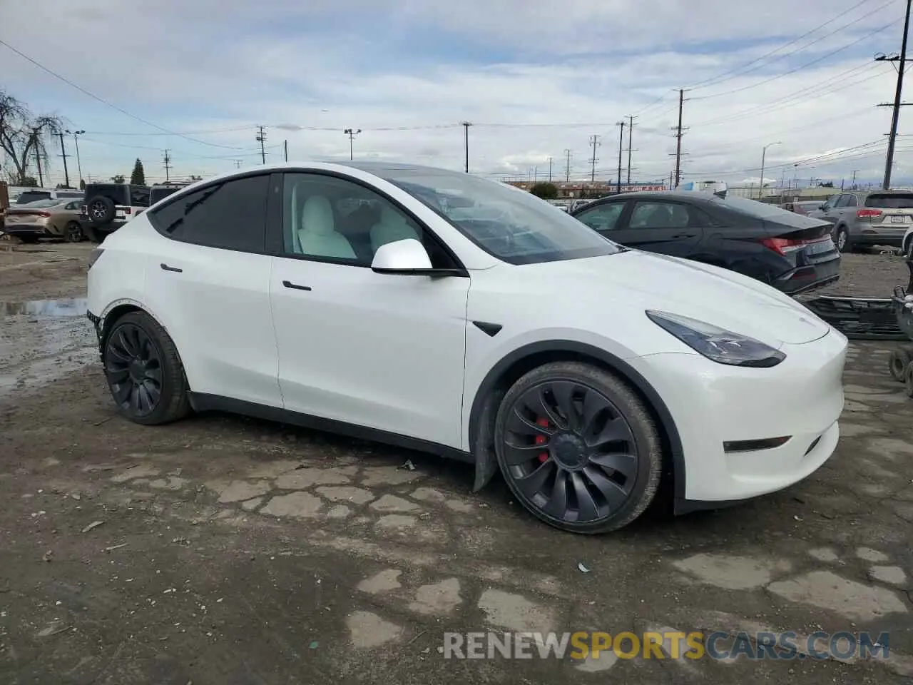 4 Фотография поврежденного автомобиля 5YJYGDEF4MF201815 TESLA MODEL Y 2021
